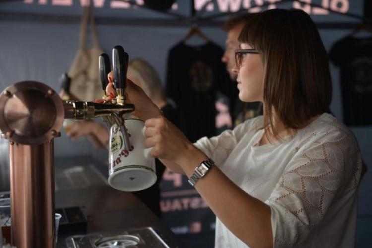 Wrocław: w weekend alternatywny Oktoberfest z piwem rzemieślniczym [WIDEO]