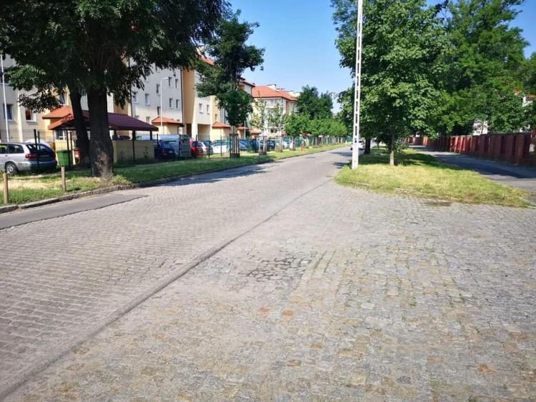 Jedna z najgorszych wrocławskich ulic przejdzie renowację [ZDJĘCIA]