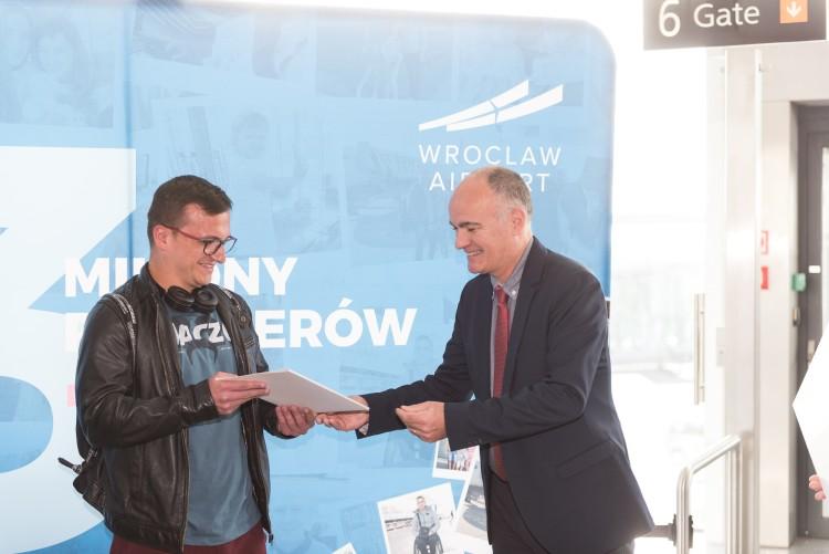 Wrocławskie lotnisko przekroczyło liczbę 3 mln pasażerów w skali roku