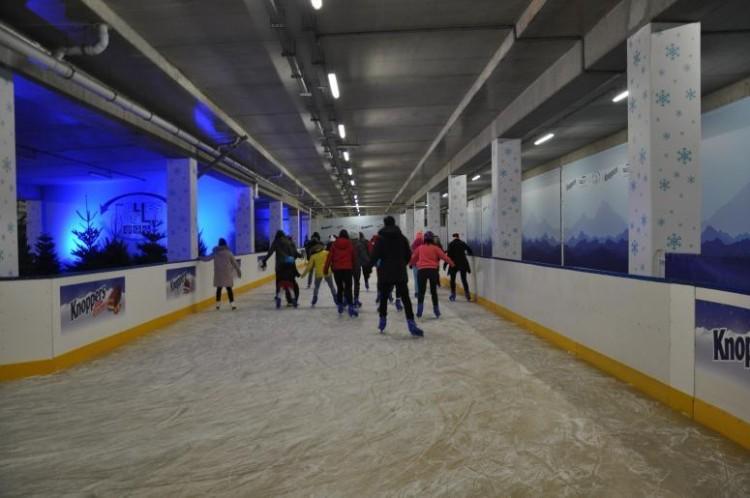 Wrocław: Lodowisko na stadionie będzie darmowe dla mieszkańców [ZASADY, TERMINY]