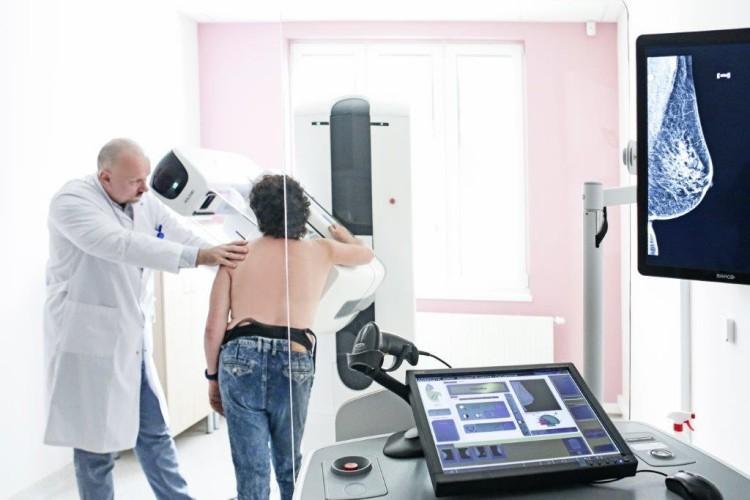 Mammografia nie boli! Lekarze zachęcają wrocławianki do udziału w bezpłatnych badaniach