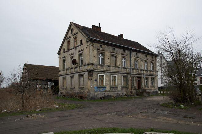 W ekspresowym tempie przebudują jedną z najbardziej zaniedbanych ulic na Brochowie