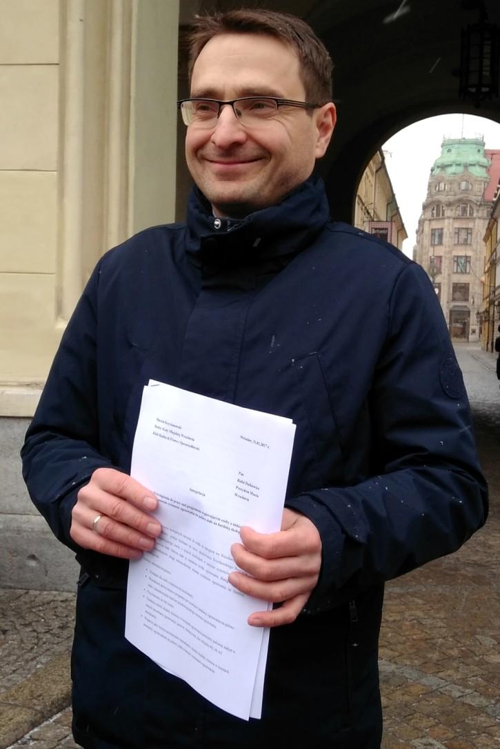 Wrocław: PiS ma plan jak walczyć ze smogiem