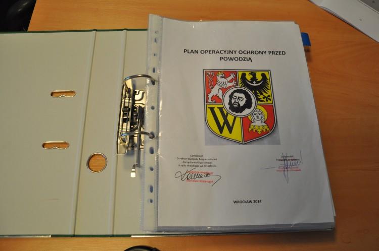 Pomagał przy Powodzi Tysiąclecia. 