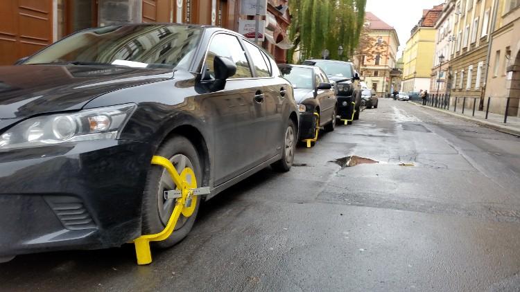 Zobacz, gdzie straż miejska dziś wypisuje mandaty