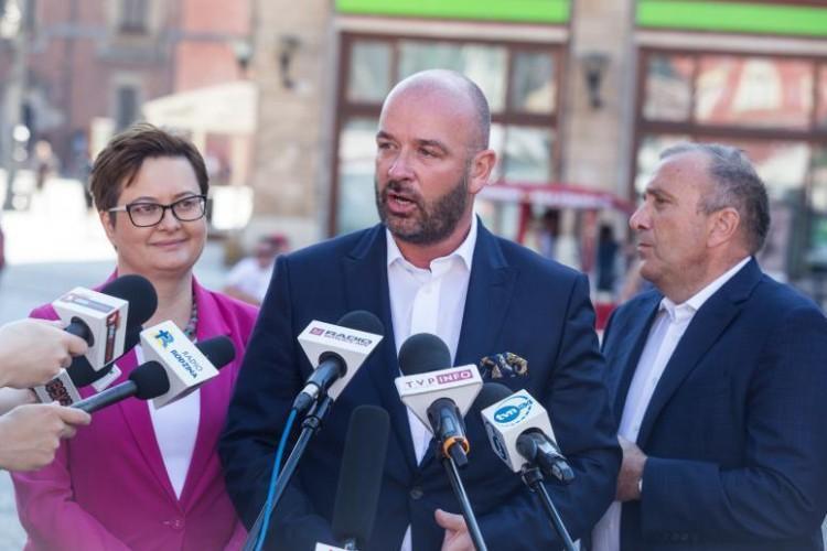 Aktywiści uruchomili serwis sutryk.info. Oceniają pół kadencji prezydenta Wrocławia