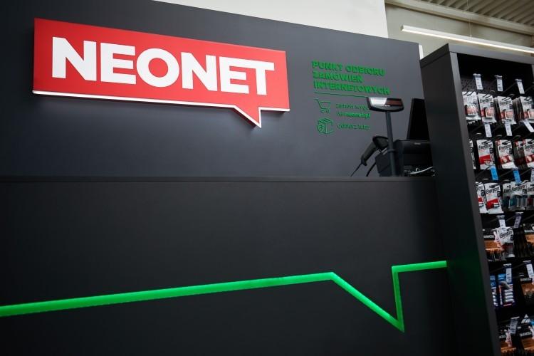 Neonet planuje grupowe zwolnienia. Pracę we Wrocławiu straci niemal setka osób