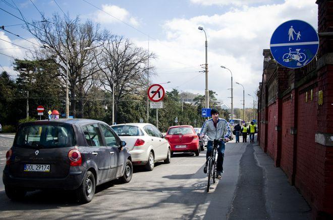 Ulica Wróblewskiego będzie węższa, żeby rowerzyści łatwiej dojechali do centrum