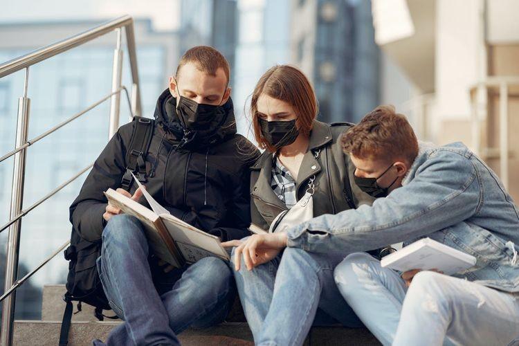Wrocław: Rektor zarządził, że studenci wrócą na uczelnię! Burza w komentarzach