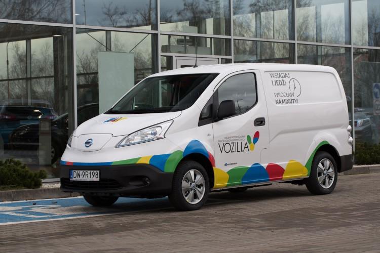 W miejskiej wypożyczalni Vozilla zamówisz już vana marki Nissan [ZOBACZ]