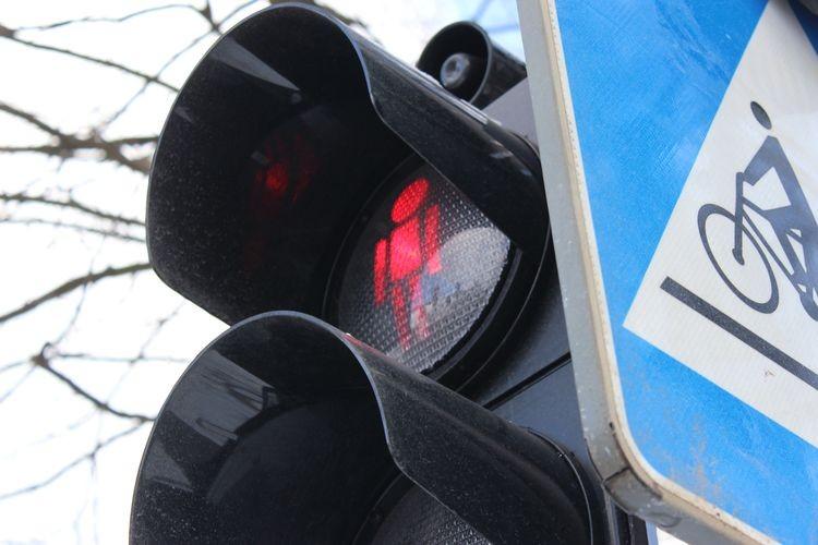 Wrocław: Przechodził przez ulicę na czerwonym świetle, trafił do aresztu