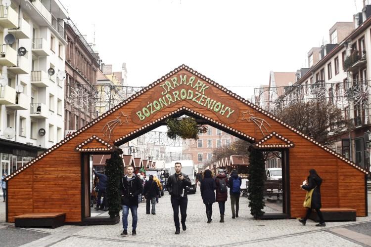 Wrocławski Jarmark Bożonarodzeniowy już działa [DUŻO ZDJĘĆ]