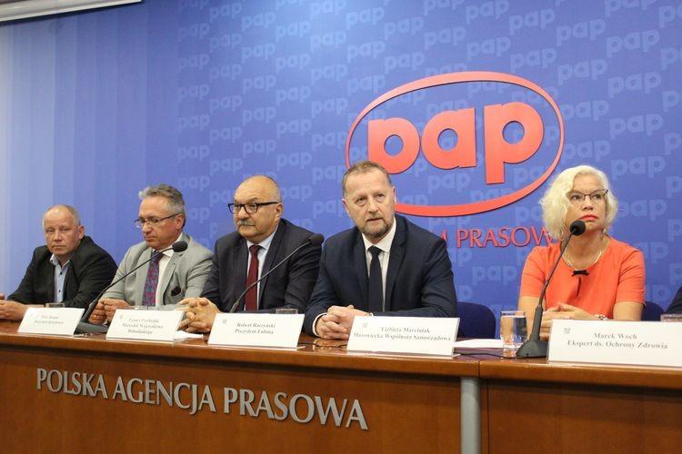 Samorządowcy z Dolnego Śląska idą do Sejmu [ZDJĘCIA, WIDEO]