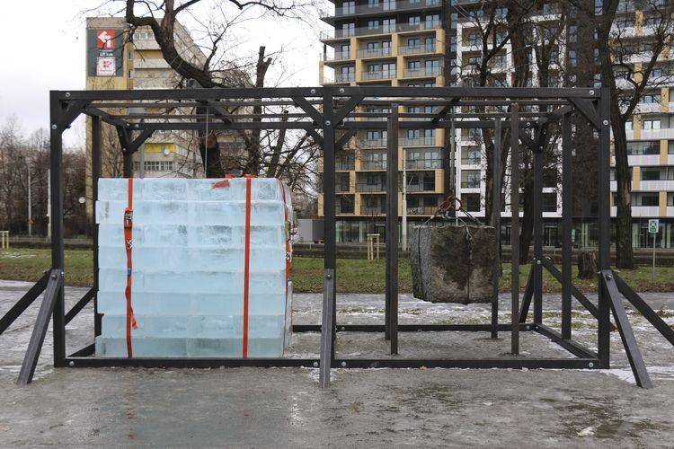 Na placu Strzegomskim stanęła Maszyna Czasu [ZDJĘCIA]