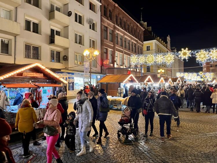 Tłumy w weekend na jarmarku. Wrocławianie poczuli święta!