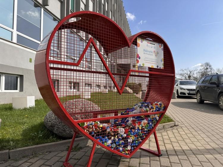 Nakrętki dla dzieci z hospicjum? To koniec. Unia Europejska zepsuła akcję. Fundacja: 
