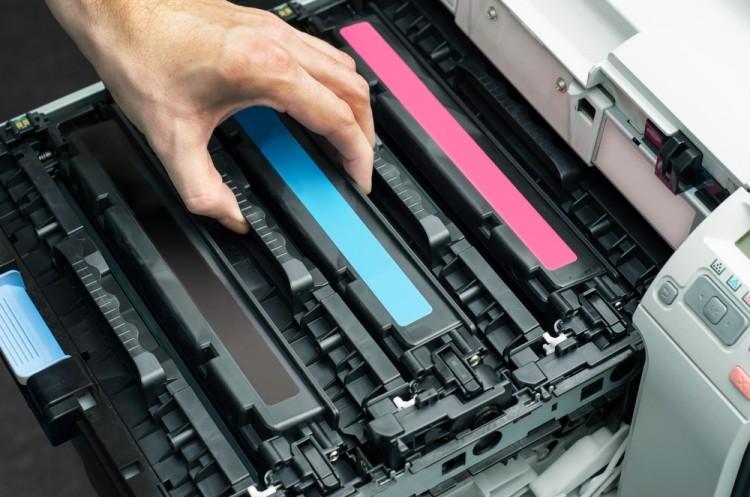 Jak prawidłowo dobrać toner do drukarki laserowej?