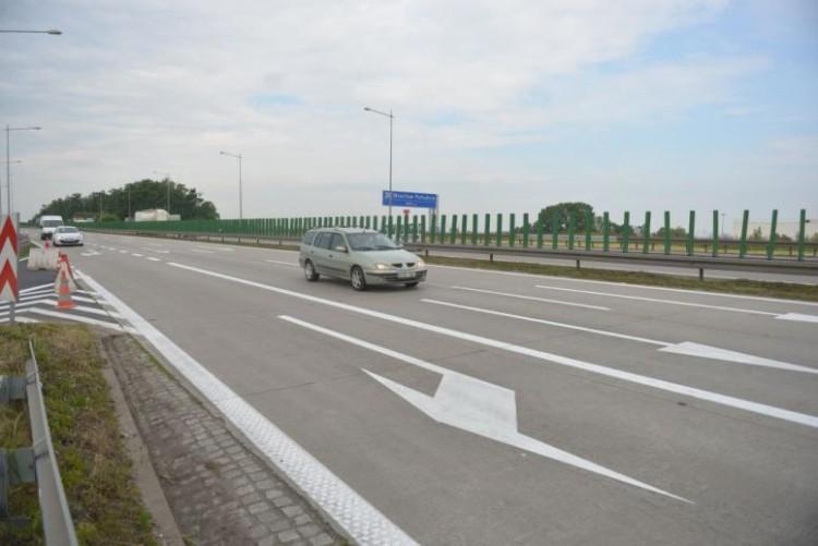Uchodźcy zatrzymani pod Wrocławiem chcieli się przedostać do Niemiec. Teraz trafią do Bułgarii