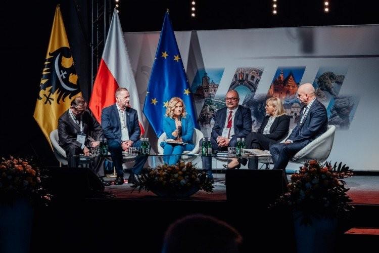 We Wrocławiu o prawdziwym samorządzie