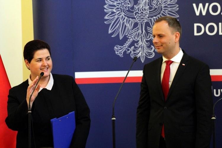„500 plus na piątkę z plusem” – tak dolnośląscy urzędnicy ocenili rządowy program pomocy rodzinie