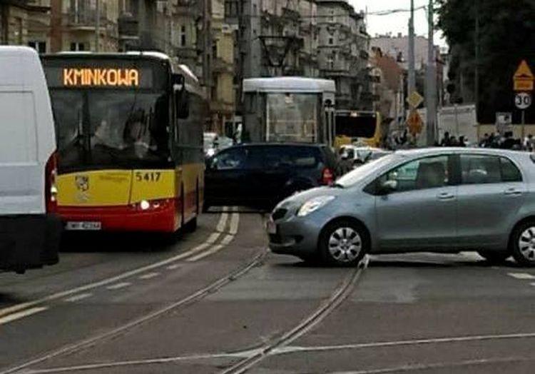 Na Jedności Narodowej i Bujwida potrącono pieszych