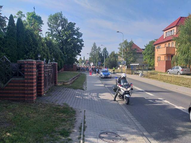 Wrocławska Pielgrzymka już w drodze na Jasną Górę [ZDJĘCIA]
