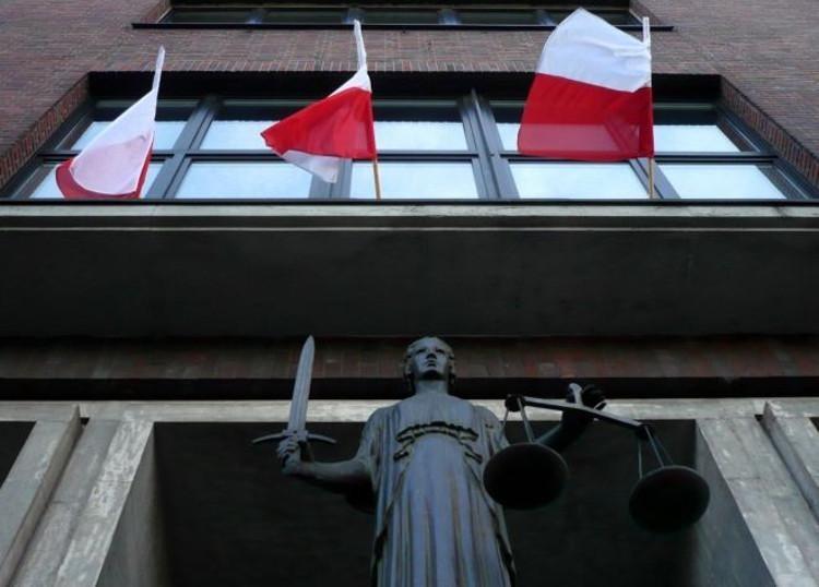 Wrocław: wlał psu do pyska żrący płyn. Jest wyrok za znęcanie się nad zwierzęciem
