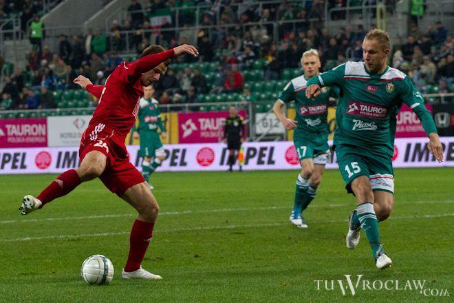 Śląsk pewnie pokonał Wisłę Kraków i nadal liczy się w walce o podium T-Mobile Ekstraklasy