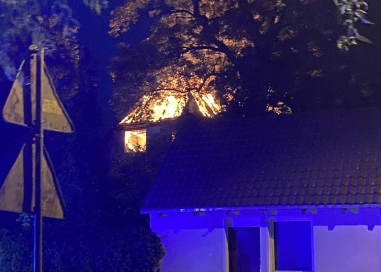 Wrocław: Pożar na Wojszycach. Znów palił się budynek na najstarszym folwarku