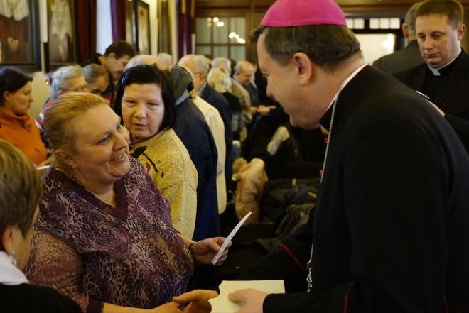 Kilkaset osób wzięło udział w Wigilii dla bezdomnych i najuboższych