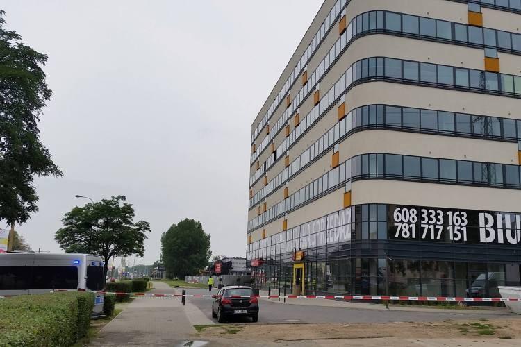 Bomba lotnicza na Legnickiej. 250-kilogramowy ładunek znaleziony na budowie [ZDJĘCIA]