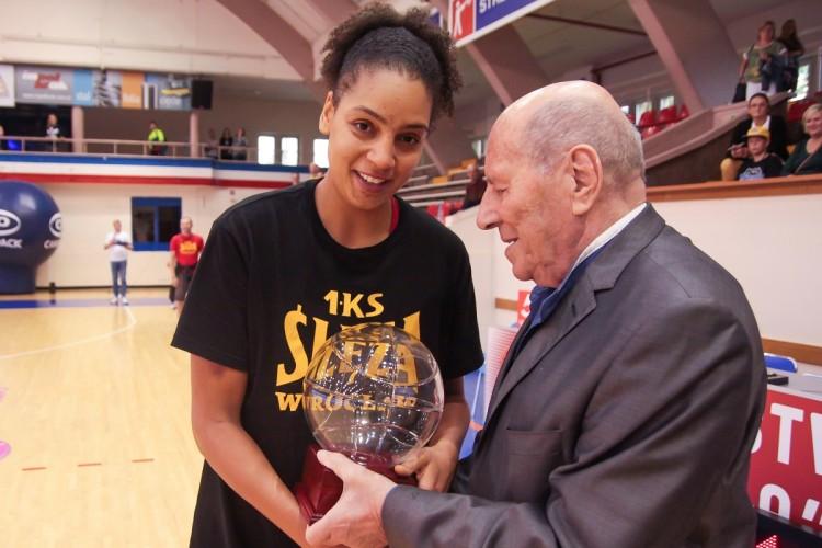 Ślęza najlepsza w turnieju o Puchar Prezesa CanPack, Cierra Burdick MVP