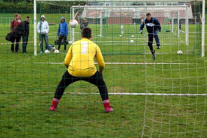Bitwa Bramkarska na stadionie Oławka