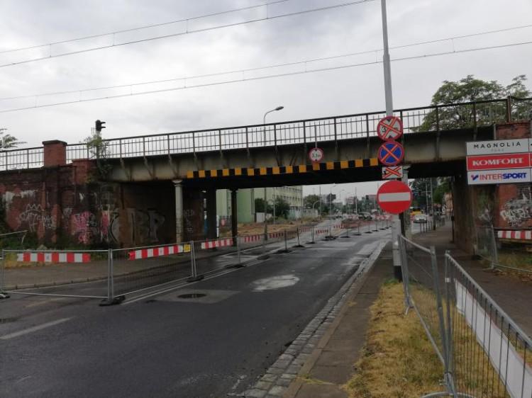 Trwa budowa linii tramwajowej na Popowice. Będą utrudnienia na Długiej