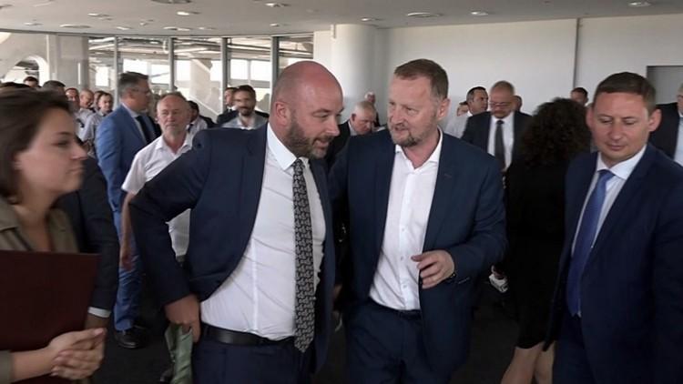 Samorządowcy przekonywali, że decentralizacja może wzmocnić Polskę [WIDEO]