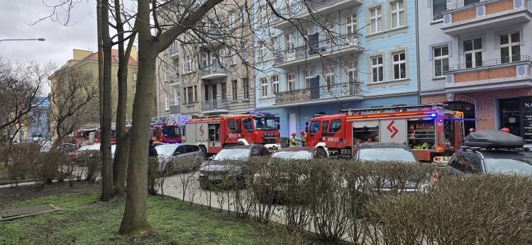 Wrocław: Pożar na Daszyńskiego. Paliło się remontowane mieszkanie