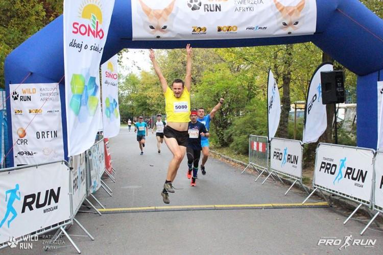 Biegacze opanowali zoo. Wild Run 2017 we wrocławskim ogrodzie zoologicznym [ZDJĘCIA]