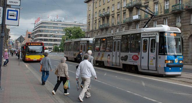 Zmiany w komunikacji miejskiej przed 1 listopada