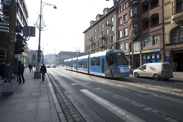 Tramwaj Plus już jeździ. Pasażer pojedzie z Olimpijskiego na Wierzbową w lipcu?