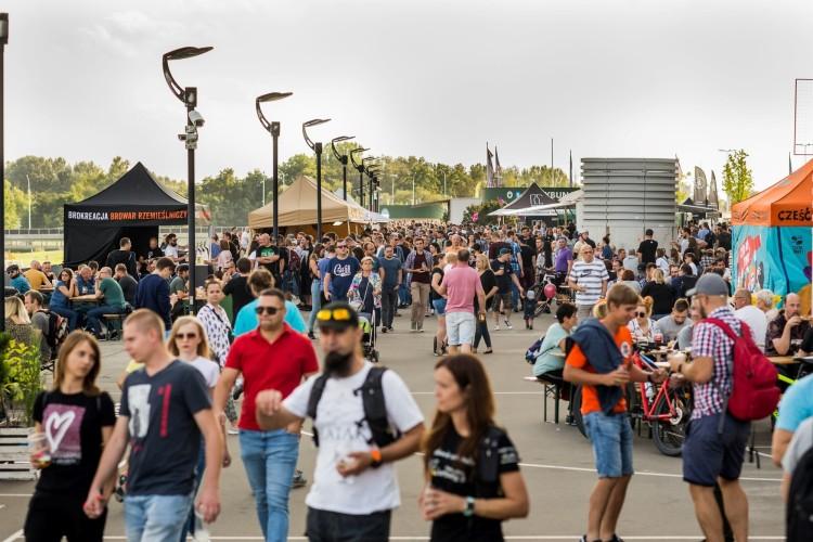 Wrocławski Festiwal Dobrego Piwa już w ten weekend. Napijemy się tylko ze szkła