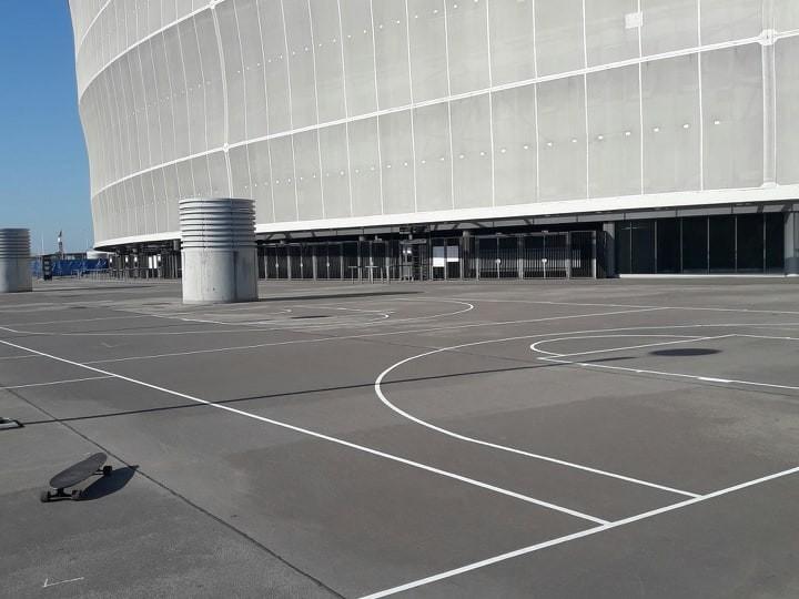 Przy Stadionie Wrocław powstaje boisko do koszykówki [ZOBACZ]