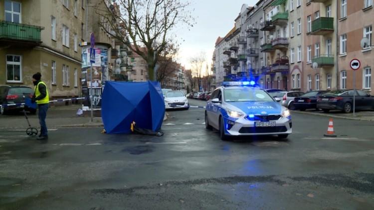 Seria śmiertelnych wypadków pieszych na Dolnym Śląsku. Policja: Noście odblaski!