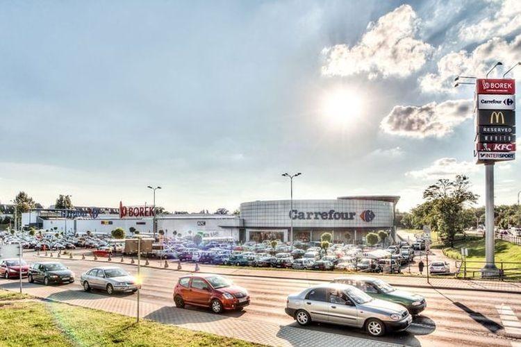 Zmiany na Hallera. Łatwiejszy wyjazd z galerii handlowej
