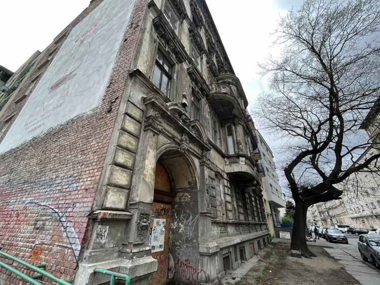 Wrocławskie koszmarki - budynki wstydu we Wrocławiu