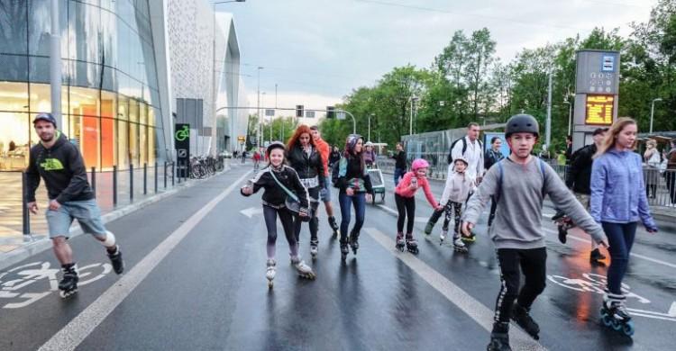 Ulicami Wrocławia znów przejedzie kilkuset rolkarzy. Najdłuższą trasą do tej pory