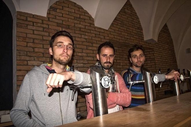 W sercu Wrocławia otwierają bar, gdzie spróbujesz samych niespotykanych gatunków piwa