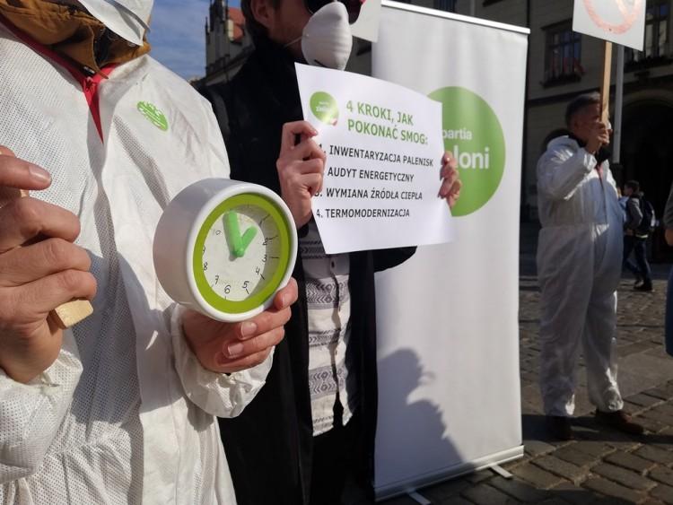 Wrocławscy Zieloni mają pomysł na to, jak pokonać smog w 5 lat