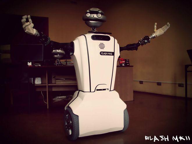 W środę we Wrocławiu zaprezentują niezwykłego robota. To Flash Mk II