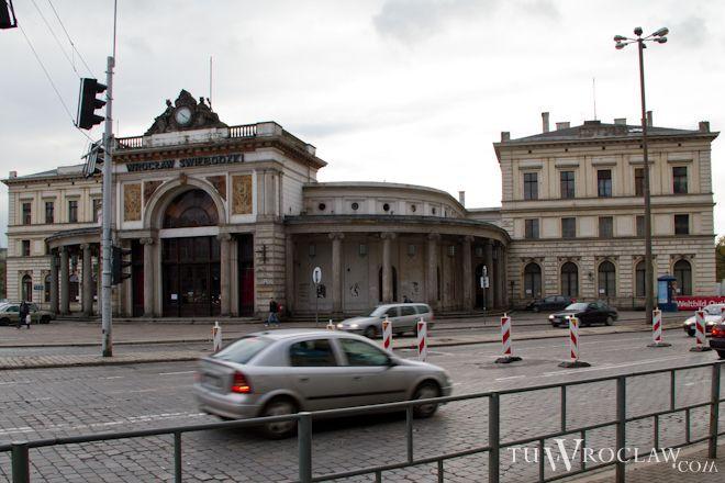 W sobotę zamkną jezdnię na placu Orląt Lwowskich. Uwaga na objazdy!