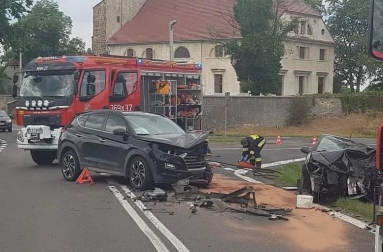 Tragedia na drodze. Jedna osoba zginęła, druga została ranna